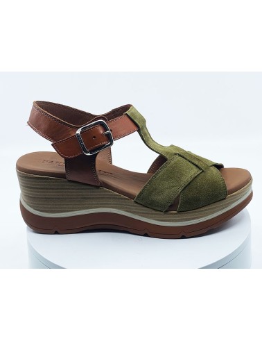 Sandales compensées chics