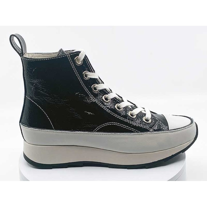 sneakers montantes noir vernis pour femmes