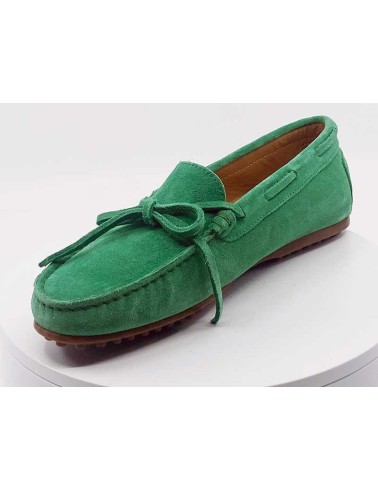 Adoptez les mocassins ! Toujours très tendance.