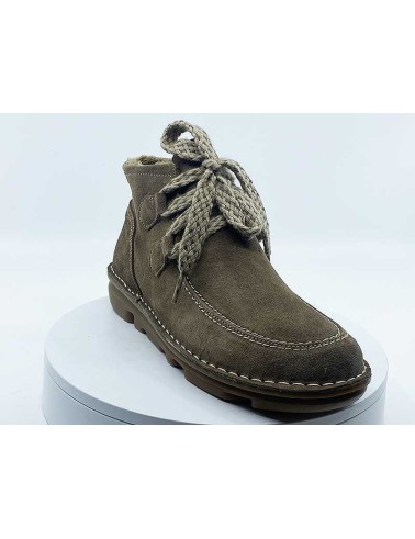 Boots 30607 Vison Nubuck - on foot