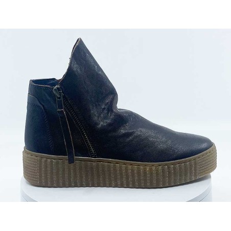 Boots Noir Cuir - tendance hiver 2023-2024