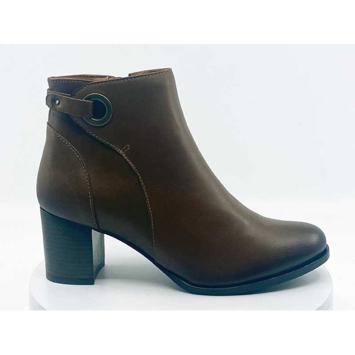 Soldes Boots Femme en Cuir : Jusqu'à -40% de Remise !