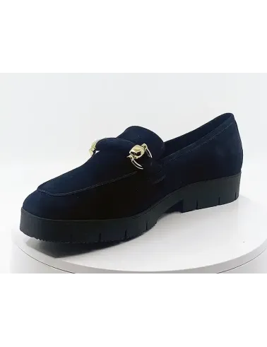 Mocassins 2024 : élégance classique et confort moderne