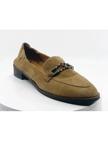 Mocassins 2024 : élégance classique et confort moderne