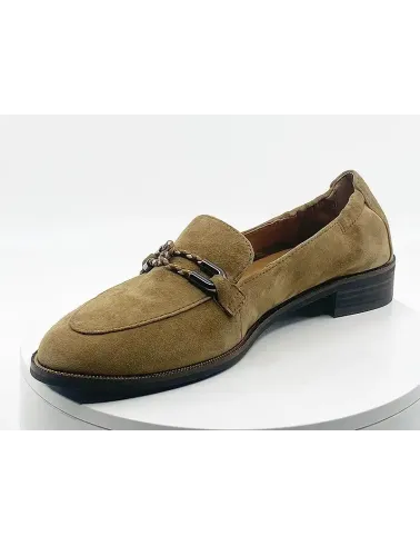 Mocassins 2024 : élégance classique et confort moderne