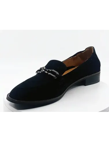 Mocassins 2024 : élégance classique et confort moderne