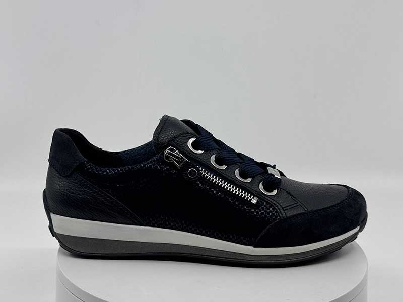 Derby 44587 marine nubuck ARA
