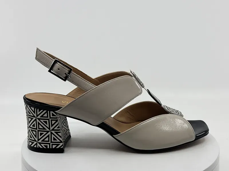 Sandales 34724 beigae/noir vernis - VITULLI