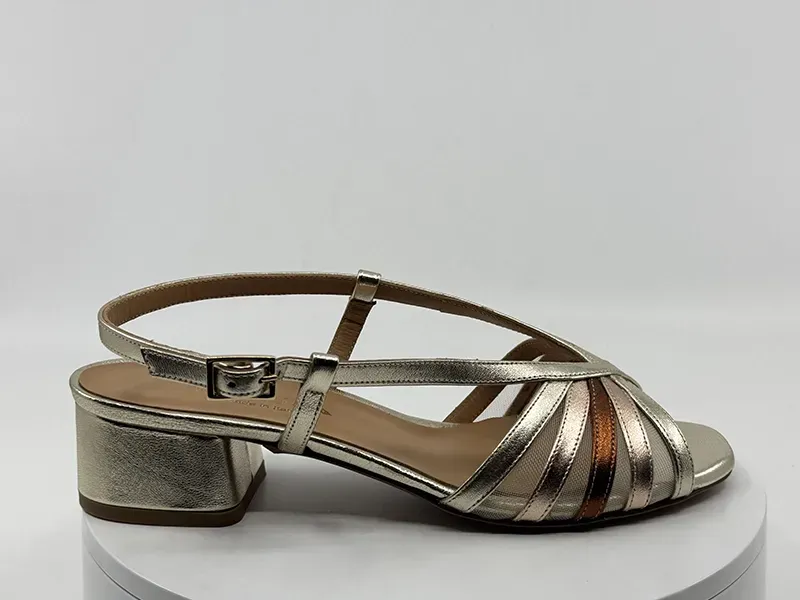 Sandales 34706 doré cuir