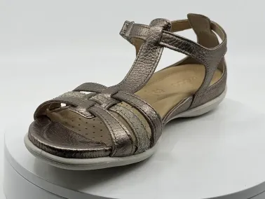 Sandales 240873 Doré chez FRANCEL Chaussures