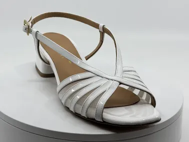 Sandales 34706 blanche cuir  VITULLI I FRANCEL Chaussures